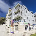 Apartment Jelas